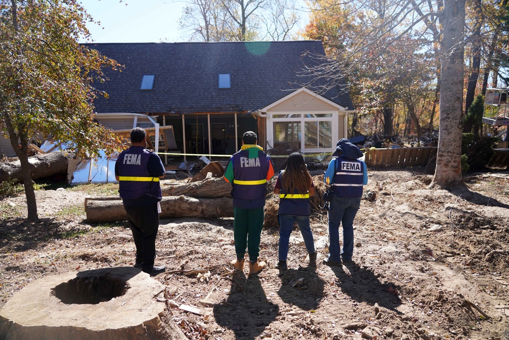 FEMA Disaster Survivor Assistance Teams Go Door-to-Door in Swannanoa