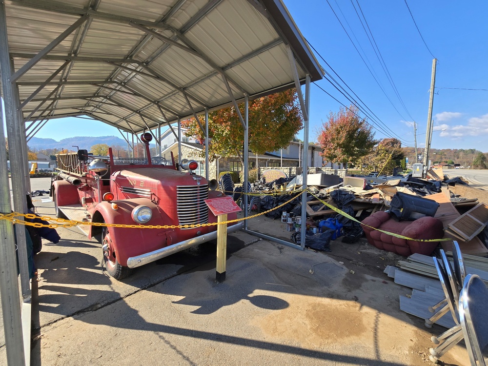 USACE Critical Public Facilities team assess government offices in Haywood County