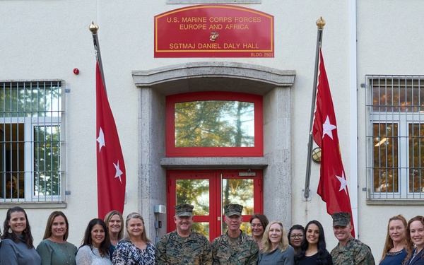 Marine Corps Commandant Visits Marines in Europe