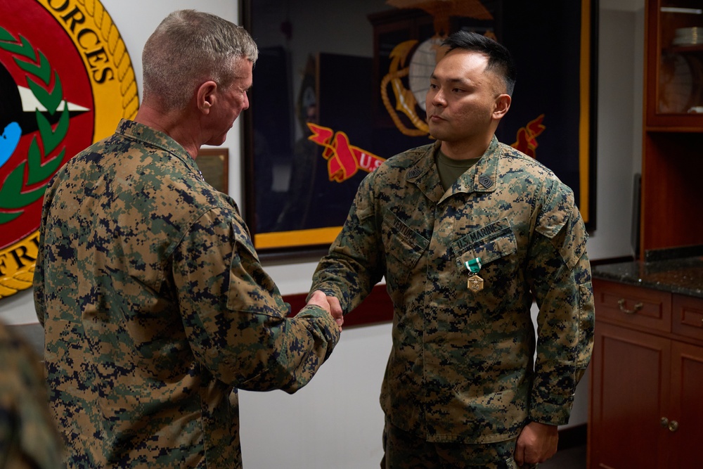 Marine Corps Commandant Visits Marines in Europe