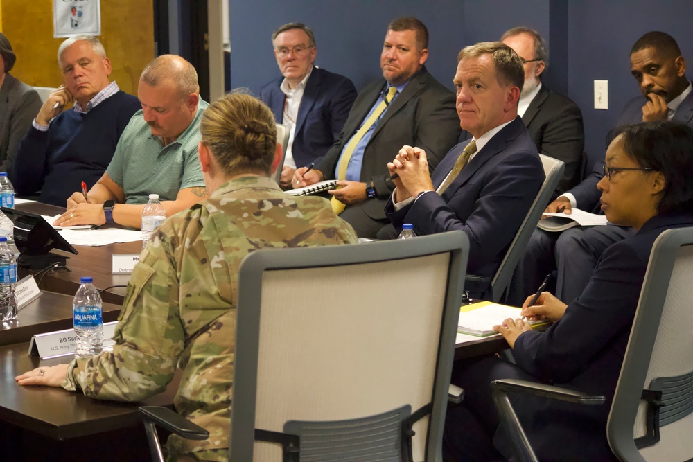 Army PMG visits Fort Belvoir for modernization demo