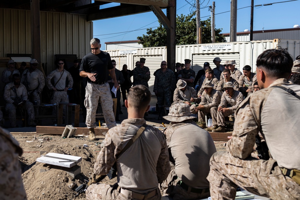 V17 Marines conduct rehearsal of concept during a mechanized raid course