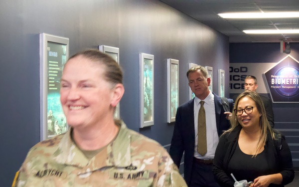 Army PMG visits Fort Belvoir for modernization demo