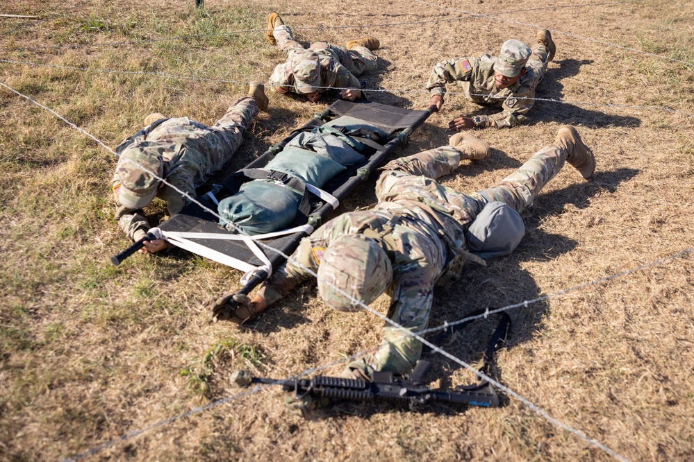 Soldiers compete in patrol lanes