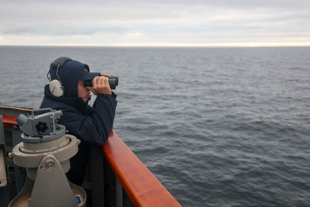 USS Stout Transits the Barents Sea