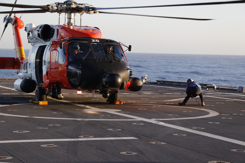 USS Mobile (LCS 26) Conducts Flight Operations in Support of US Coast Guard Search and Rescue Mission