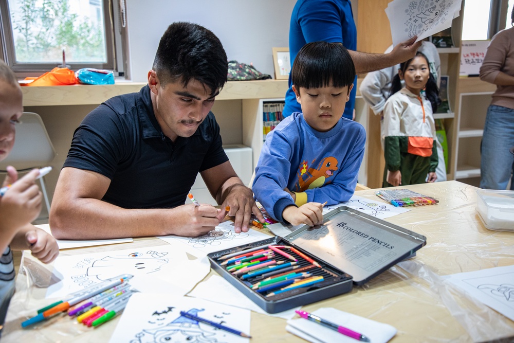 MARFORK Marines visit South Korean child care center