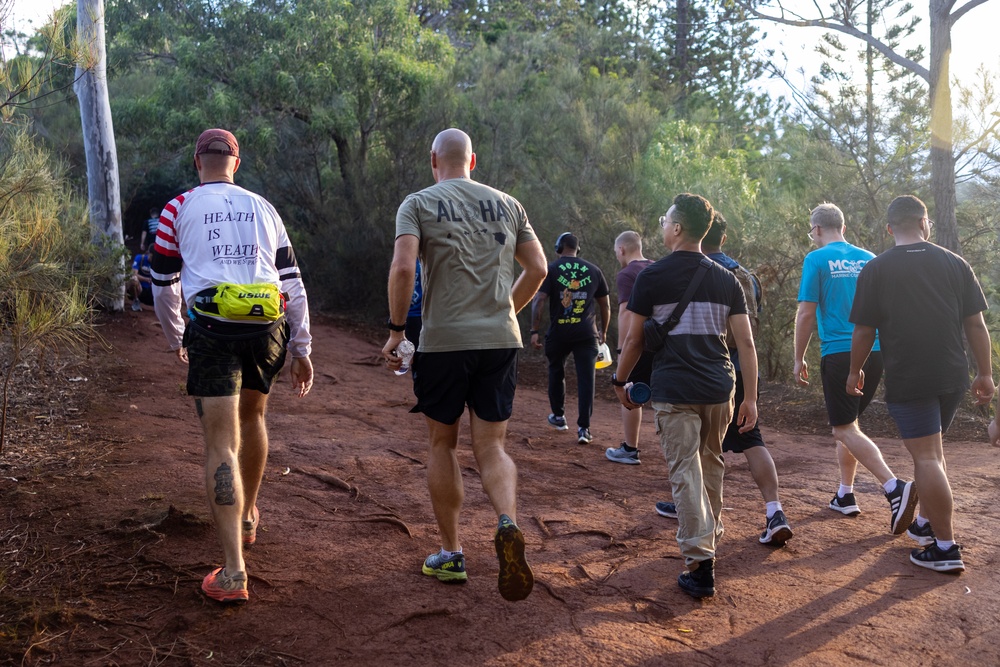 MARFORPAC Hikes Aiea  Loop Trail