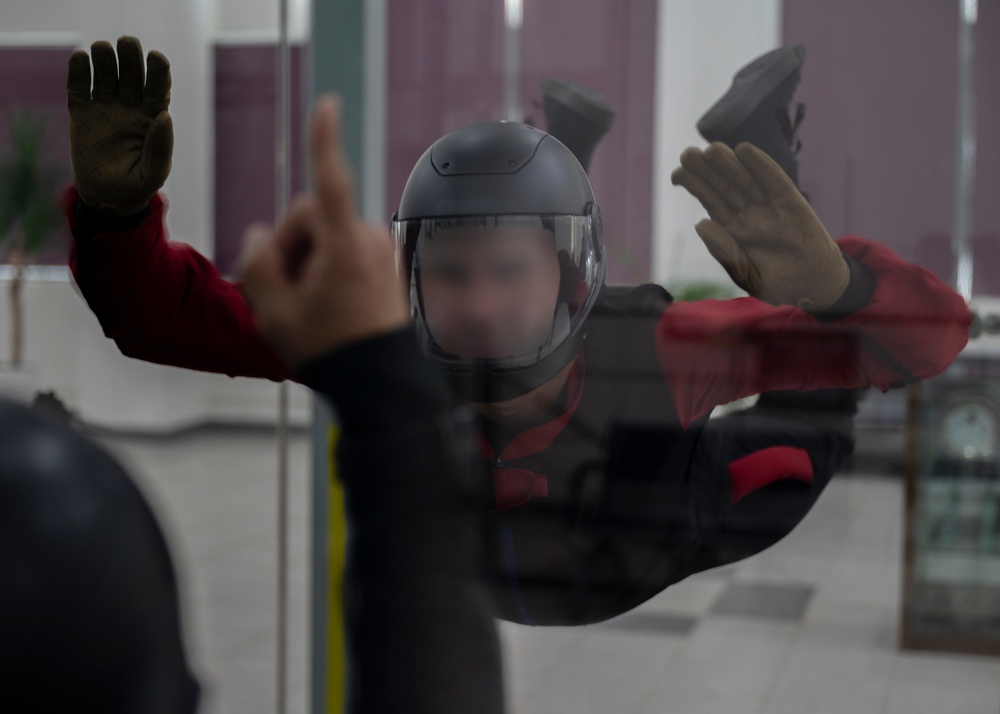 U.S. Army Green Berets use wind tunnel to maintain High Altitude High Opening jump proficiency