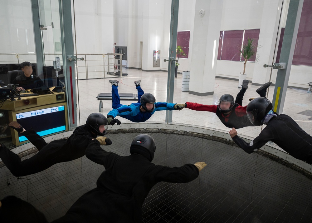 U.S. Army Green Berets use wind tunnel to maintain High Altitude High Opening jump proficiency