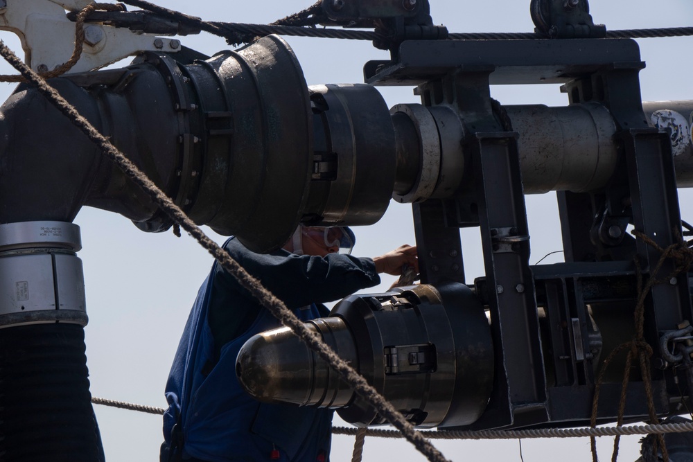 Frank E. Petersen Jr. conducts replenishment-at-sea