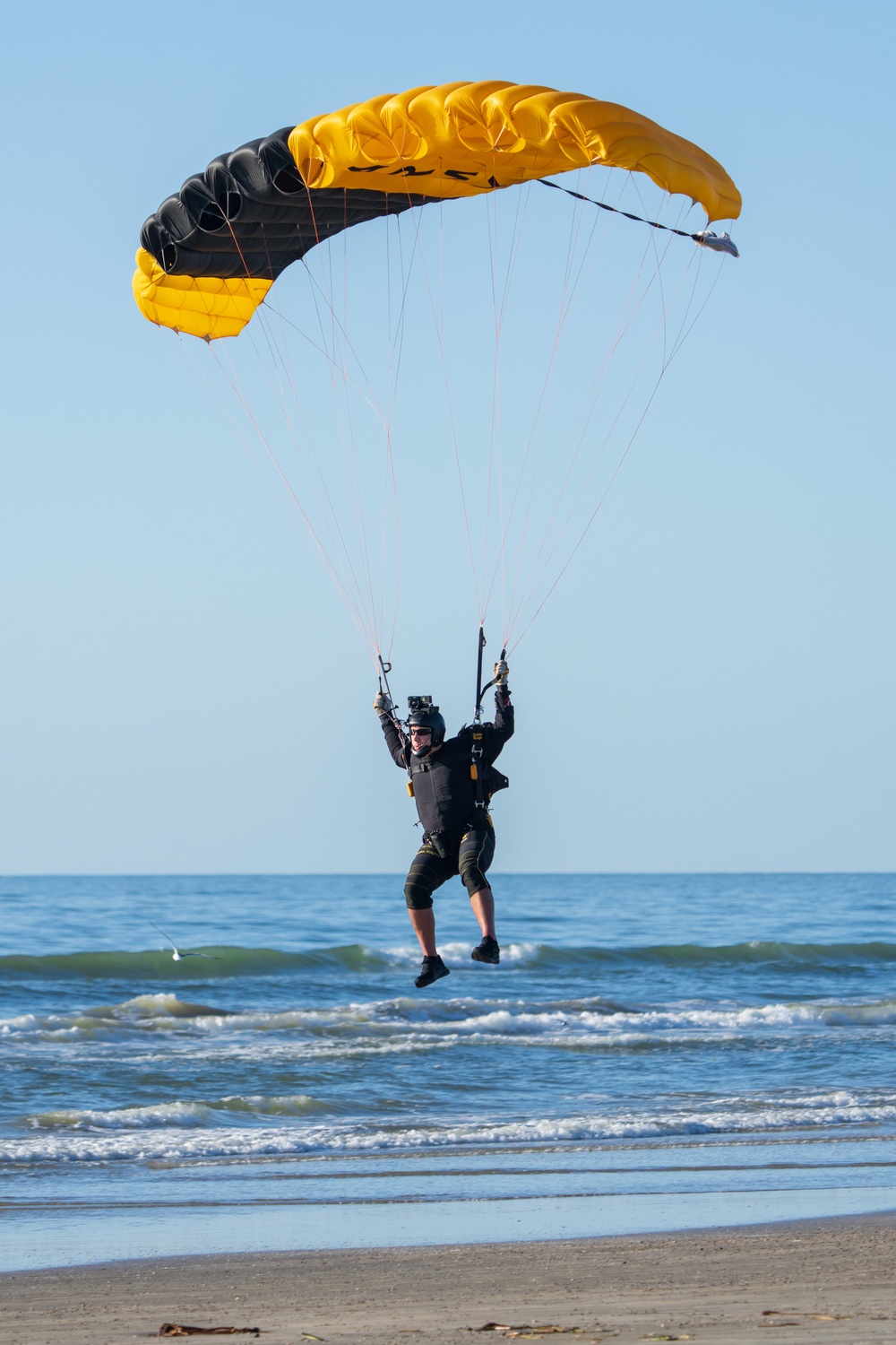 U.S. Army Golden Knights skydive onto Galveston Island