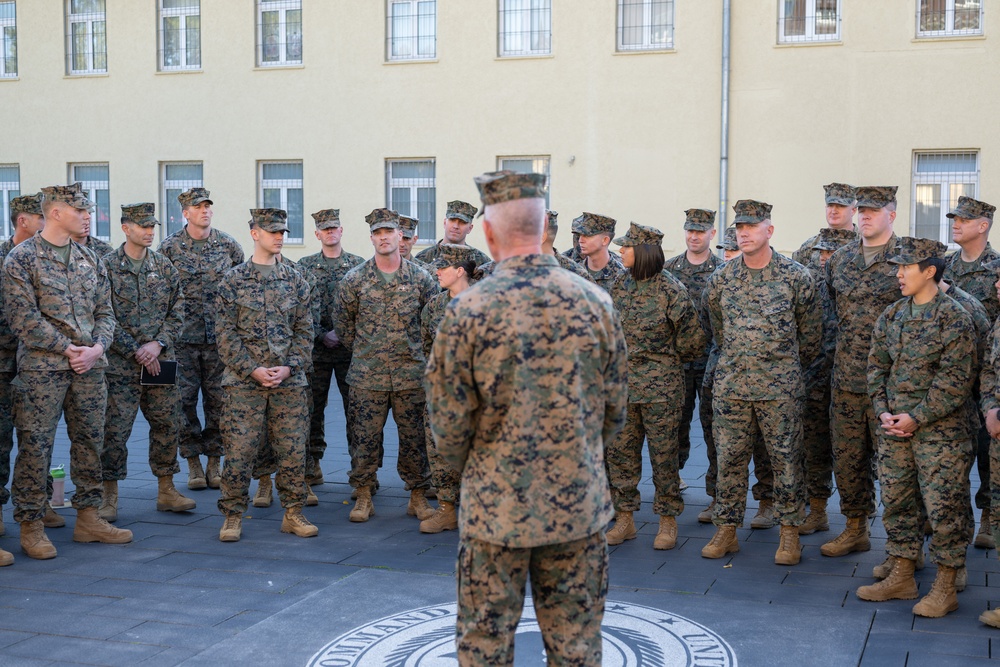 Commandant of the Marine Corps General Eric Smith visits with USAFRICOM and General Michael Langley on 28 Oct 2024 in Stuttgart Germany.