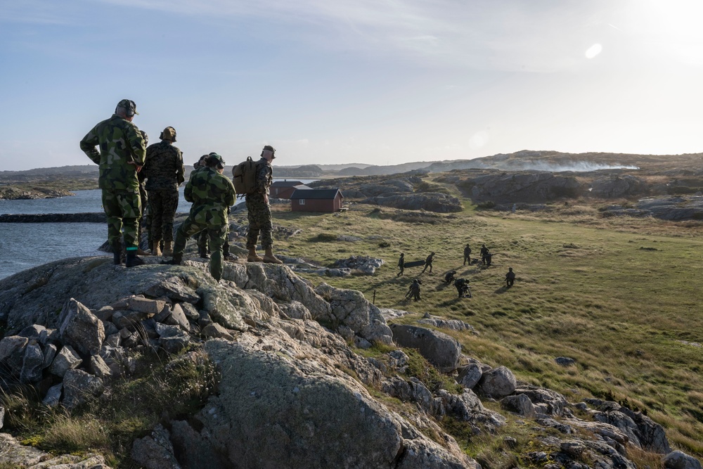 SEAC Visits Swedish Air Defense Regiment, Älvsborg Marine Regiment