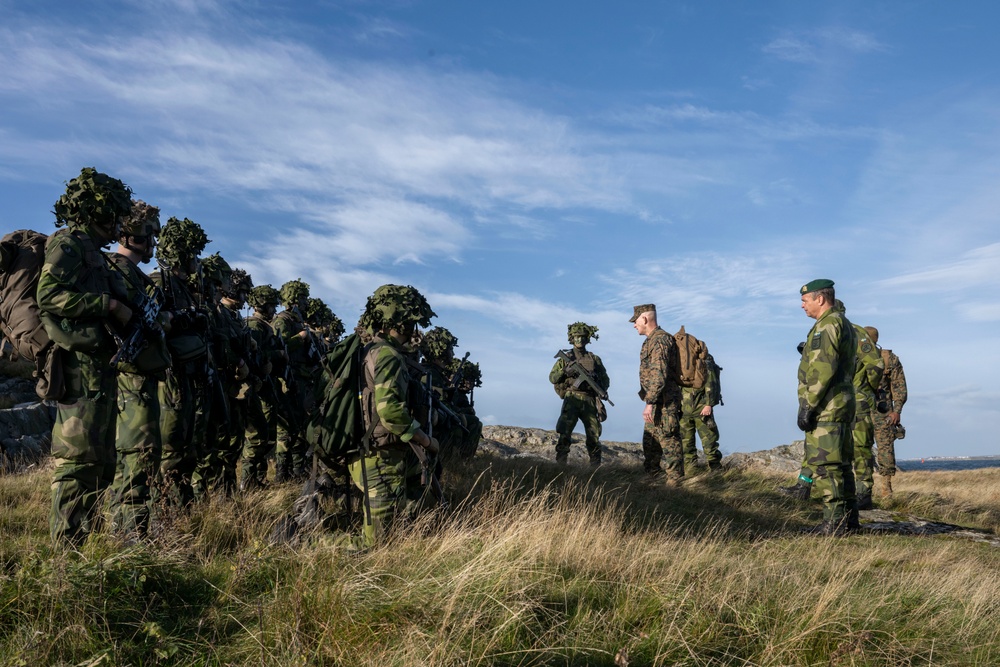 SEAC Visits Swedish Air Defense Regiment, Älvsborg Marine Regiment