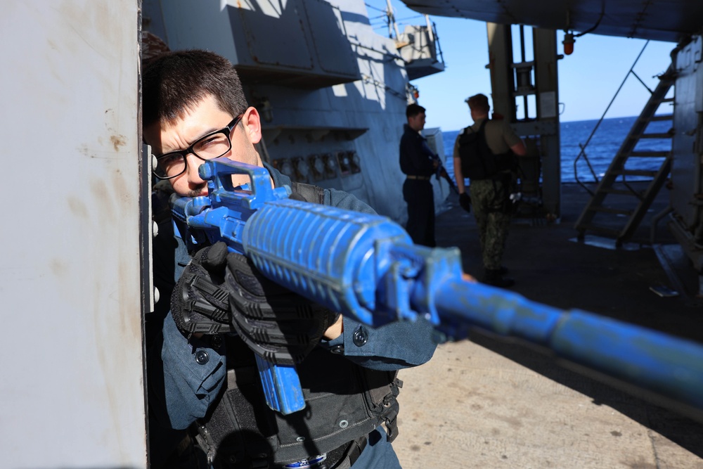 USS Arleigh Burke VBSS Training