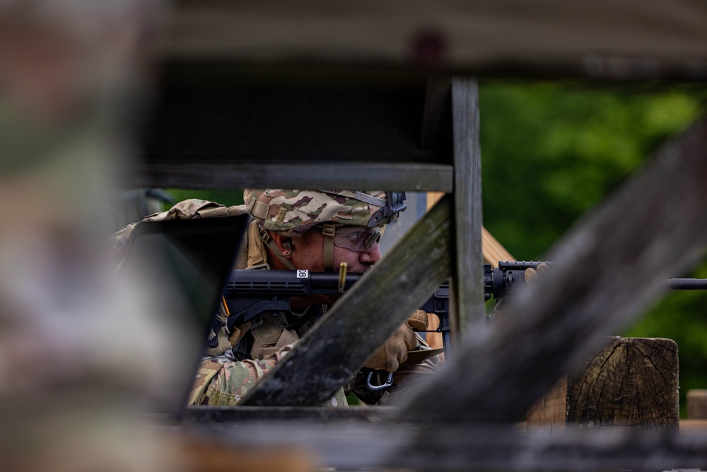 U.S. Army South Soldiers compete in the U.S. Army Futures Command Best Squad Competition&amp;#xA;