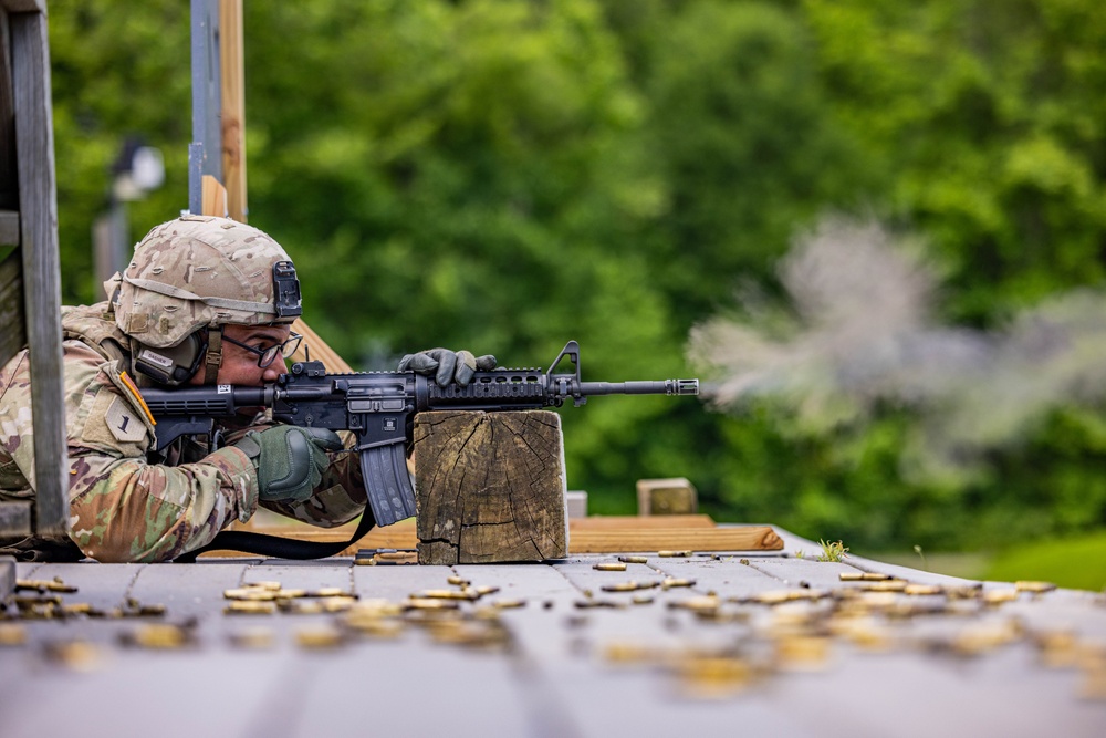 U.S. Army South Soldiers compete in the U.S. Army Futures Command Best Squad Competition&amp;#xA;