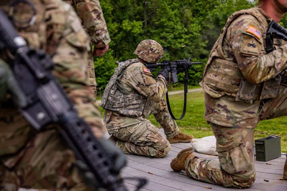 U.S. Army South Soldiers compete in the U.S. Army Futures Command Best Squad Competition&amp;#xA;