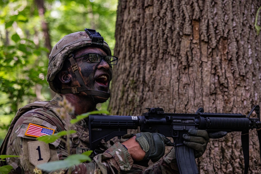 U.S. Army South Soldiers compete in the U.S. Army Futures Command Best Squad Competition&amp;#xA;