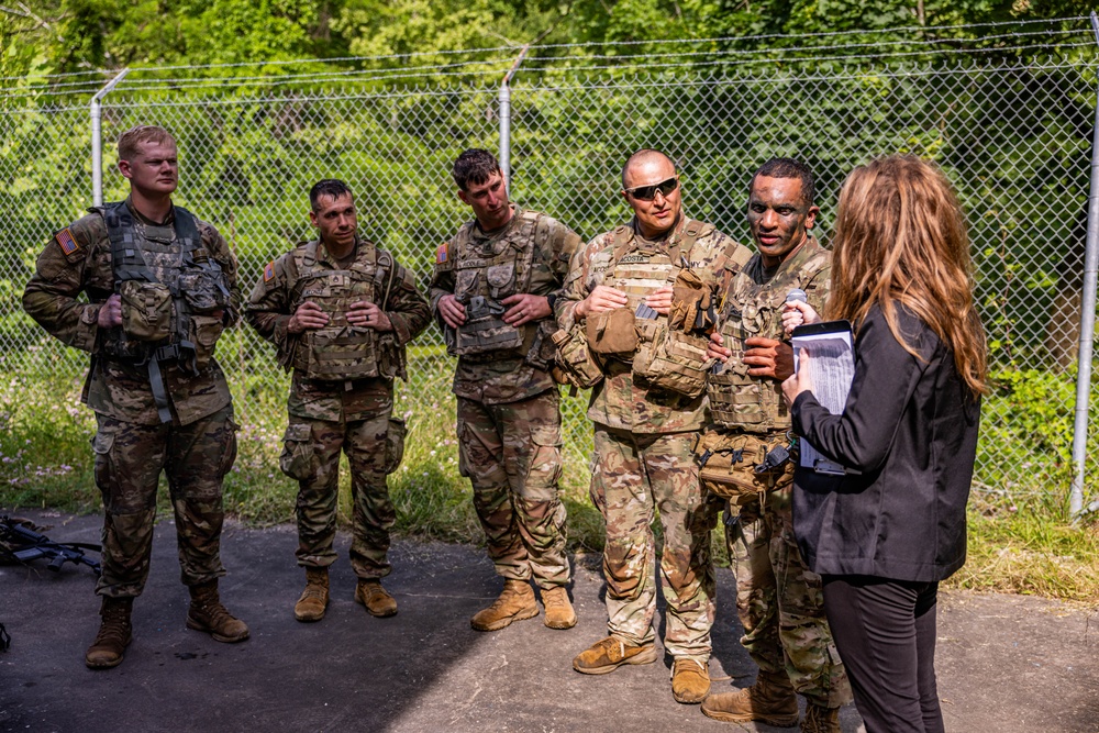 U.S. Army South Soldiers compete in the U.S. Army Futures Command Best Squad Competition&amp;#xA;