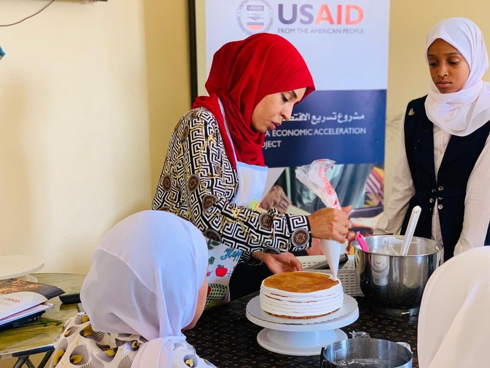 As southern Libya rebuilds, tourism is on the rise, but many hospitality businesses need skills to stand out. USAID provided training to Al-Karam Resort resulting in more bookings and new jobs.