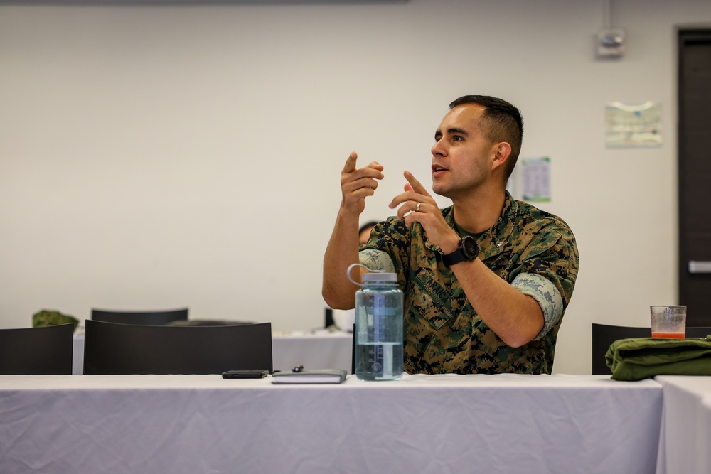 U.S. Marine Corps Forces, South, and Infantería de Marina de Colombia collaborate during a staff planner working group