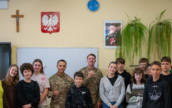 Task Force Red Team Troopers Visit Polish Students