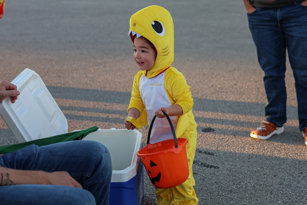 HHC, 89th MP Bde. Trunk Or Treat