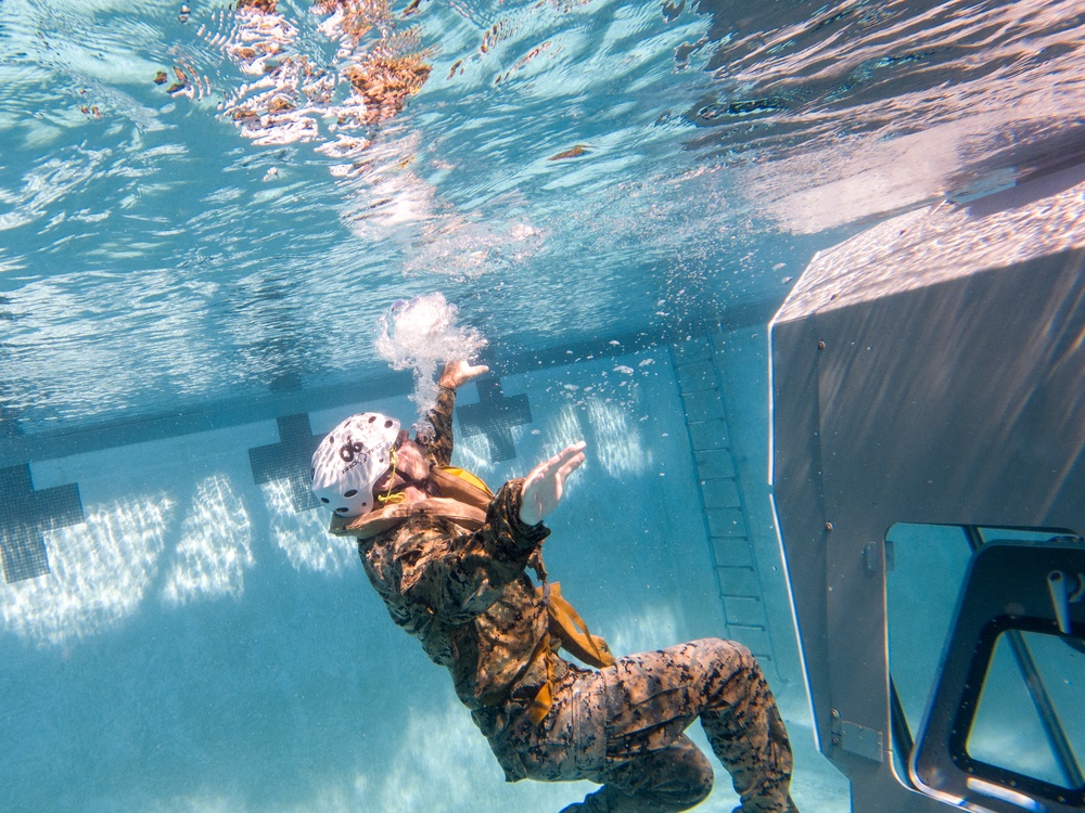 11th MEU Underwater Egress Training