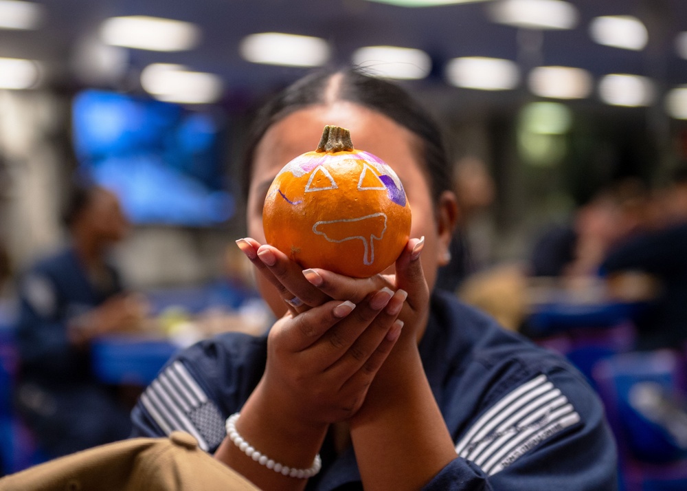 USS Essex Decorates Pumpkins at a MWR Event