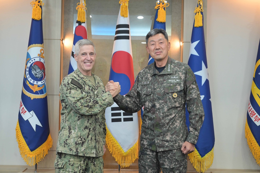 Adm. Steve Koehler, commander, U.S. Pacific Fleet, visits the Republic of Korea
