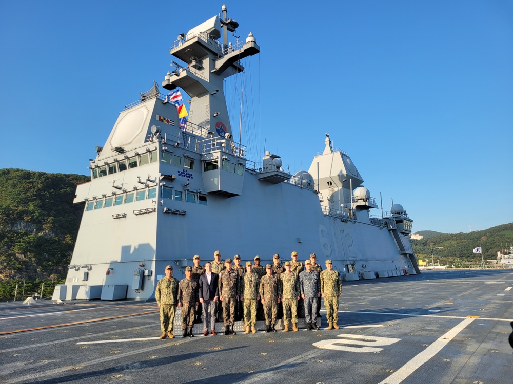 Adm. Steve Koehler, commander, U.S. Pacific Fleet, visits the Republic of Korea