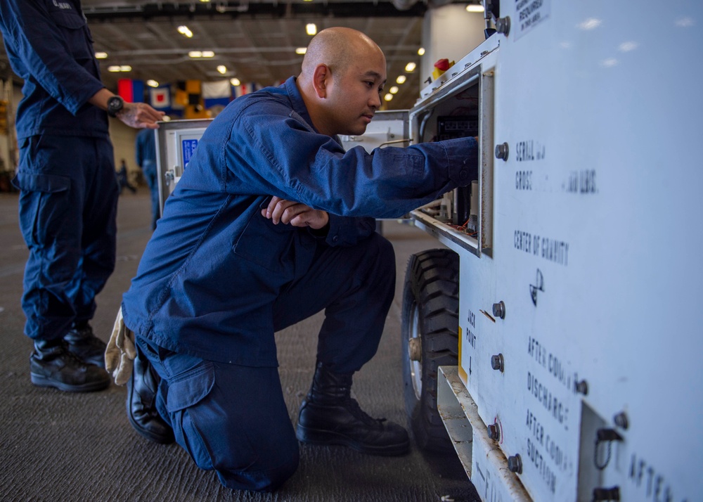 Daily Operations Aboard USS Carl Vinson (CVN 70)