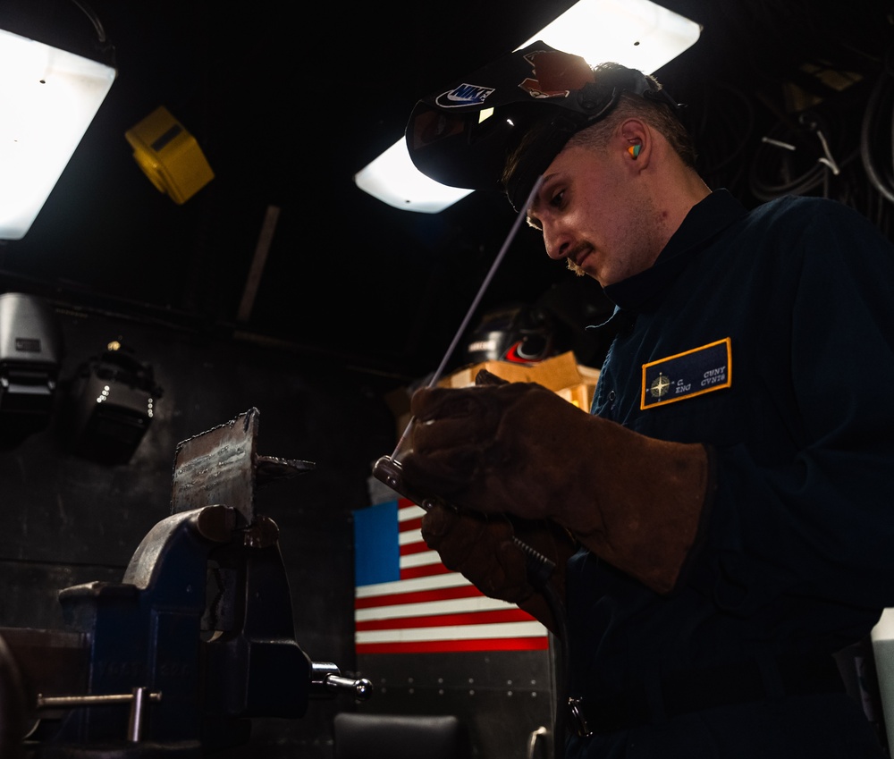 USS Gerald R. Ford (CVN 78) Engineering Department Daily Oprerations