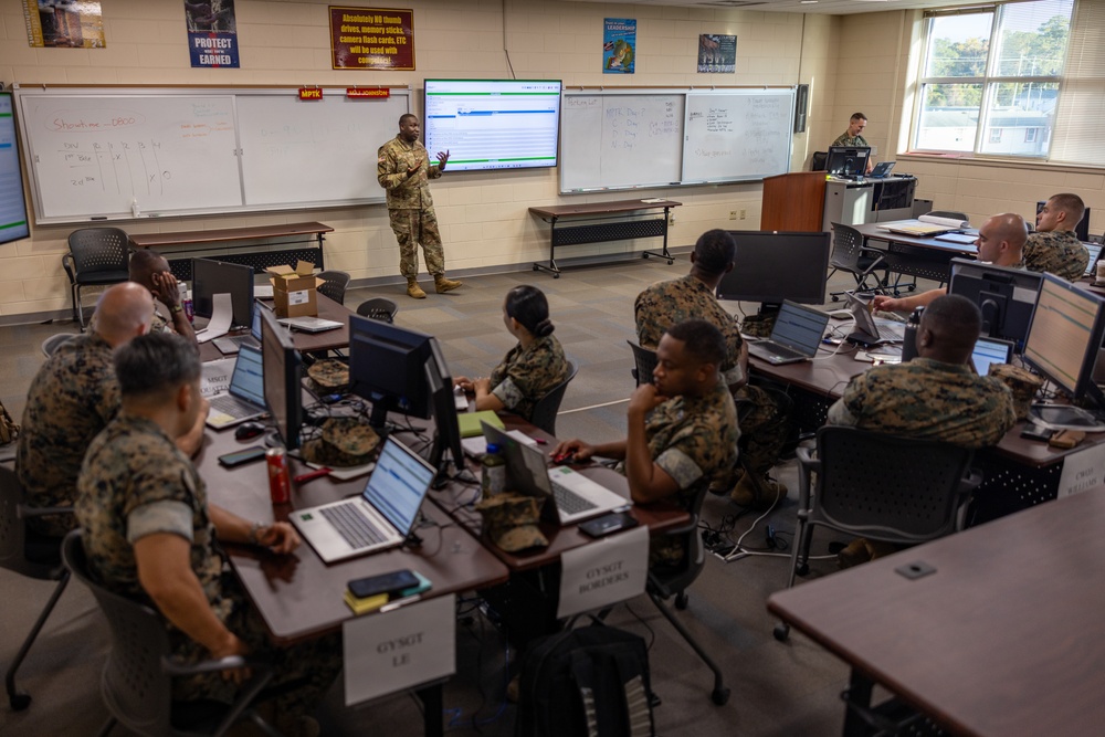 U.S. Army Human Resources Technician speaks at Personnel Administration School