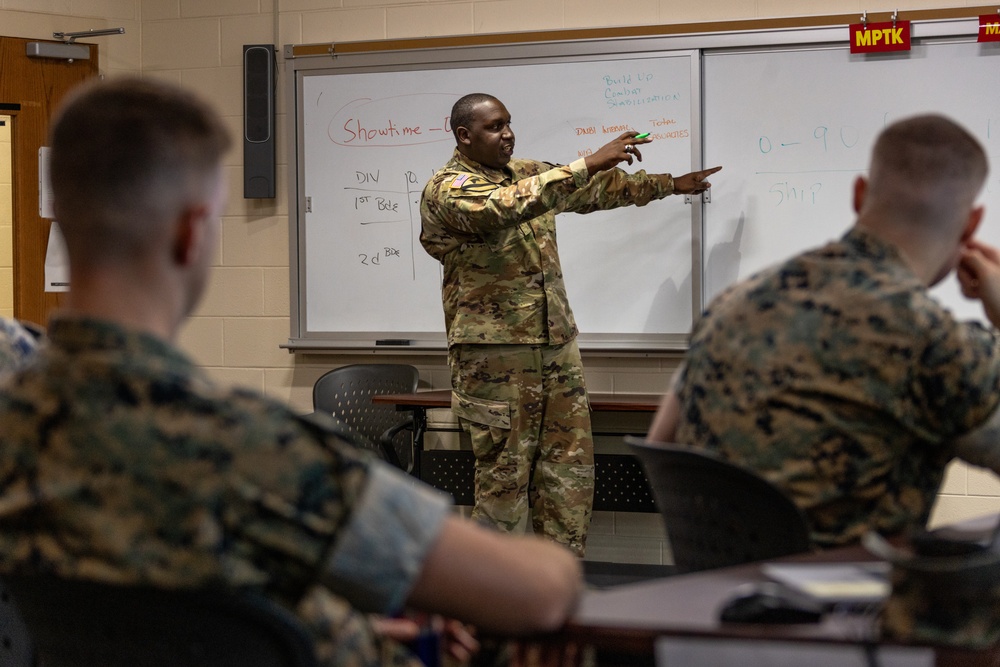 U.S. Army Human Resources Technician speaks at Personnel Administration School