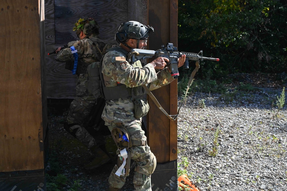 New York Air Guard Medics Conduct Combat Training