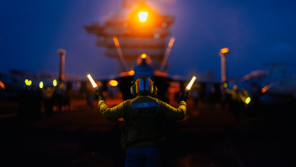 USS George Washington Conducts Flight Operations