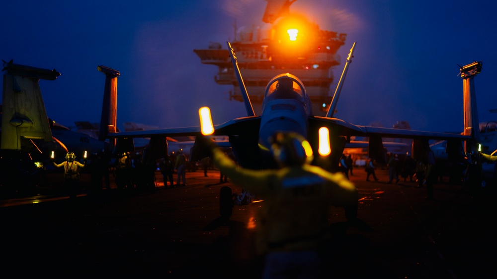 USS George Washington Conducts Flight Operations