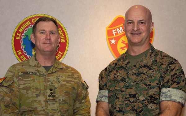 DCOMMARFORPAC meets with Australian Army DV