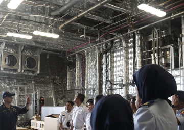 USS Savannah (LCS 28) Welcomes the Royal Brunei Navy Aboard