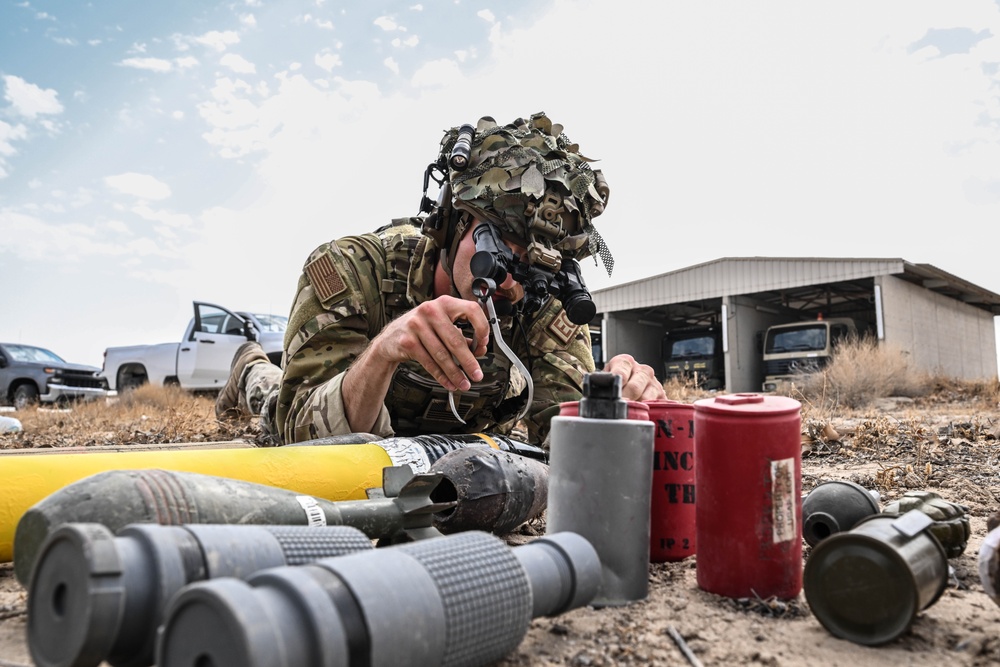 Practicing Precision: 386th EOD trains to neutralize explosive threats