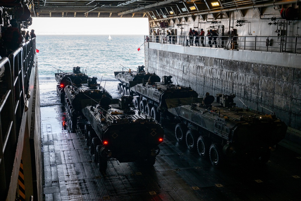 QUART 25.1 ACV Operations aboard USS Somerset