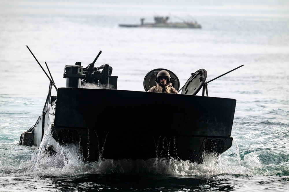 QUART 25.1 ACV Operations aboard USS Somerset