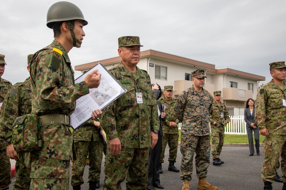 Lt. Gen. Hiroki Kobayashi DV Visit during Keen Sword 25