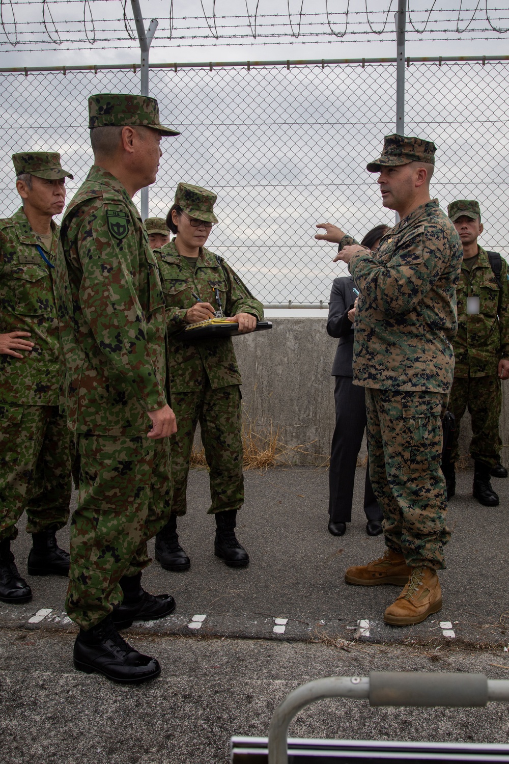 Lt. Gen. Hiroki Kobayashi DV Visit during Keen Sword 25