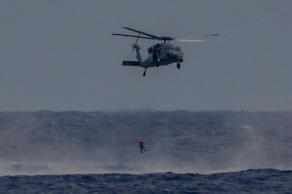 USS Gabrielle Giffords (LCS 10) Conducts Search and Rescue Training in the South China Sea