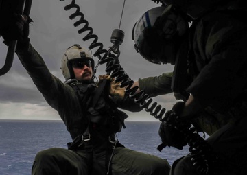 USS Gabrielle Giffords (LCS 10) Conducts Search and Rescue Training in the South China Sea