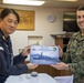 MCAS Iwakuni CO visits the JMSDF Murasame-class destroyer JS Inazuma (DD 105)